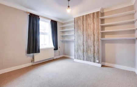 Avenue Road Extension - Photo 5