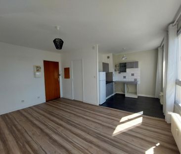 Location Appartement 1 pièce 26m² ROUEN 76000 - Photo 2