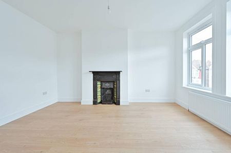 2 bedroom maisonette to rent - Photo 3