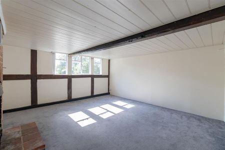 3 bedroom detached house to rent - Photo 2