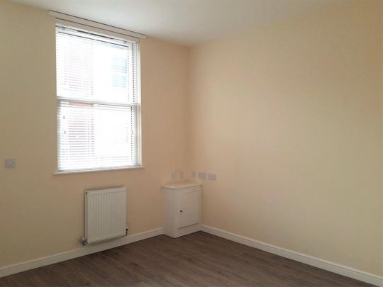 2 bedroom townhouse to rent - Photo 1
