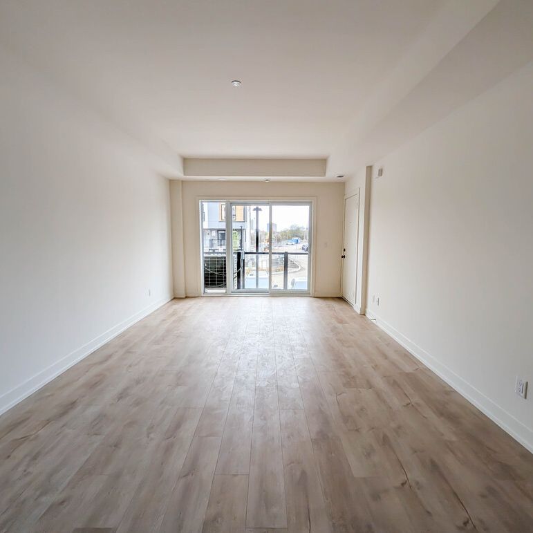 16 Melbourne Ave, St. Catharines (204C) - 2 Bedroom Stacked Condo - Photo 1