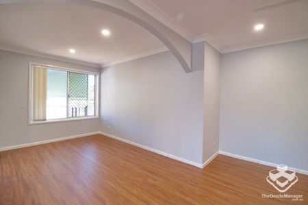 Quite and leafty One bedroom one study - Photo 5