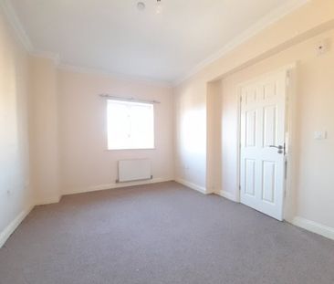 Monkston, Milton Keynes, MK10 - Photo 2