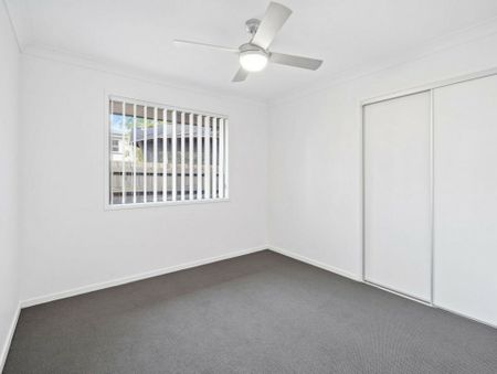 LOW MAINTENANCE 4 BEDROOM HOME IN BANYO - Photo 5