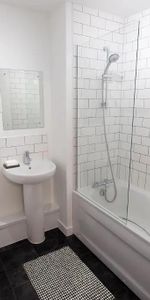 Grosvenor Park Rd, Walthamstow E17 - Photo 4