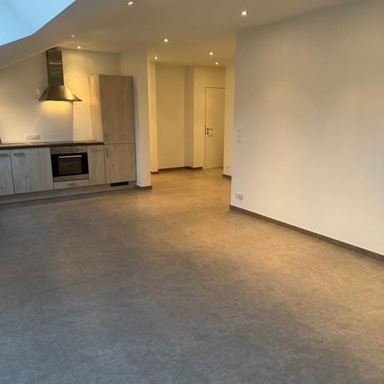 Appartement te huur - Photo 1