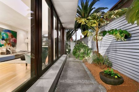 Unit 2/2 Marine Avenue, St Kilda. - Photo 2