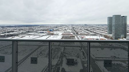 For Lease - 8 Interchange Way Unit# 4203, Vaughan, Ontario - Photo 3