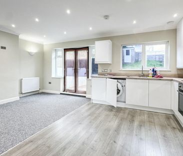 3 bedroom House To Let - Photo 6