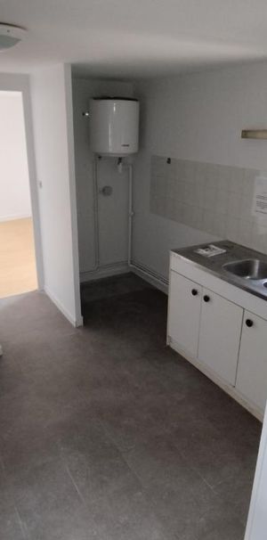 2 PIECES PROCHE CENTRE VILLE - Photo 1