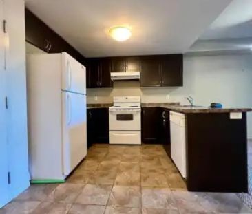 106 - 67 KINGSBURY SQUARE | 106 - 67 KINGSBURY SQUARE, Guelph - Photo 1