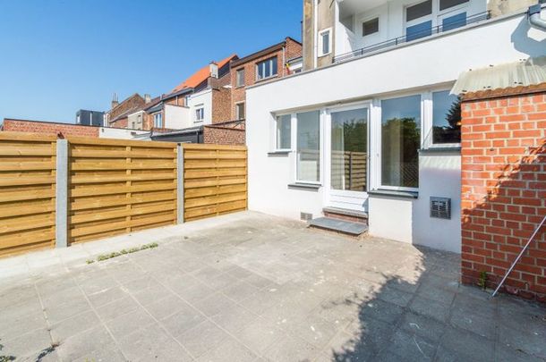 Appartement te huur - Photo 1