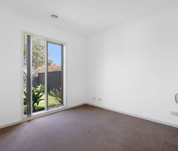 Lakeside Family Living - Photo 4