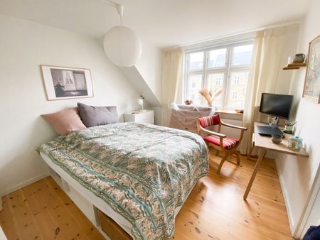 Hyggelig 2-værelses taglejlighed - Photo 5