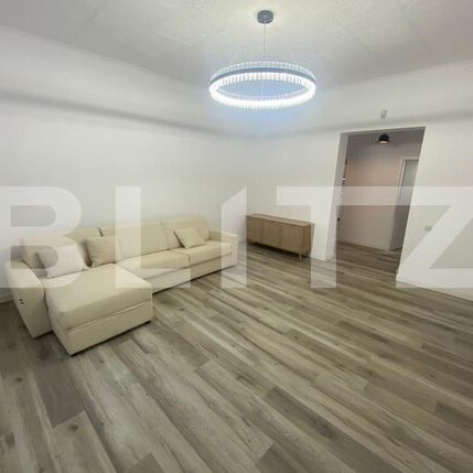 Apartament cu 3 camere, 104 mp, decomandat, parcare, zona strazii Clinicilor - Photo 1