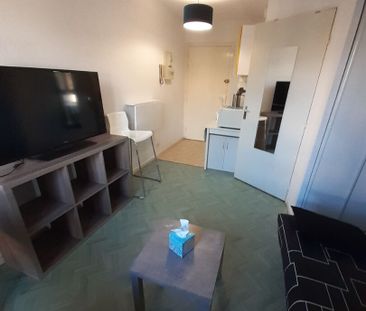 Location Appartement 1 pièce 14m² - Photo 1
