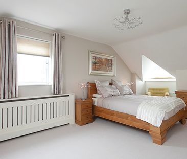 House to Let - Castlemoyne, Malahide Road - Photo 2