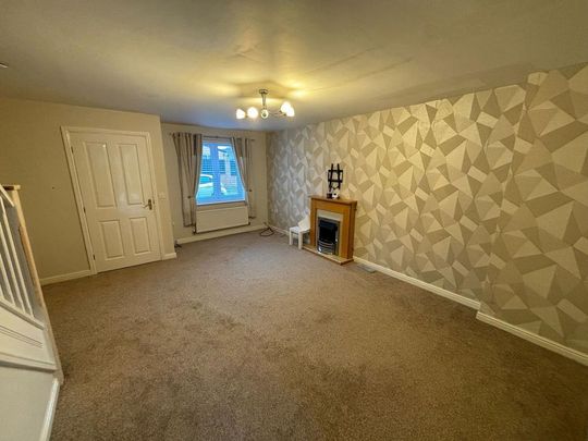 3 bedroom semi-detached house to rent - Photo 1