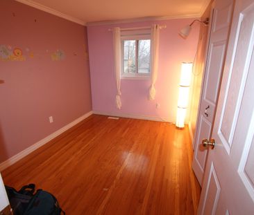 For Lease - 8 Meadowland Avenue, Barrie, Ontario - Photo 6