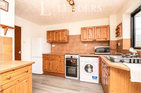 3 bedroom house to rent Hillcrest, Bar Hill, Cambridge, CB23 - Photo 5