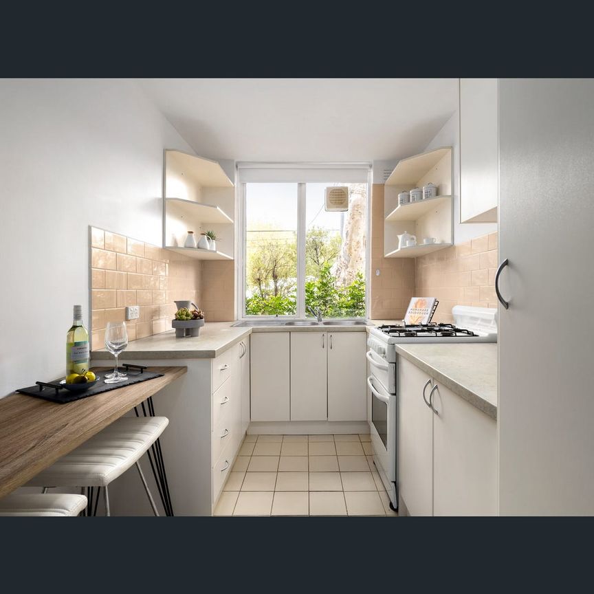 2/70 Church Street, Hawthorn, Vic 3122 - Photo 1