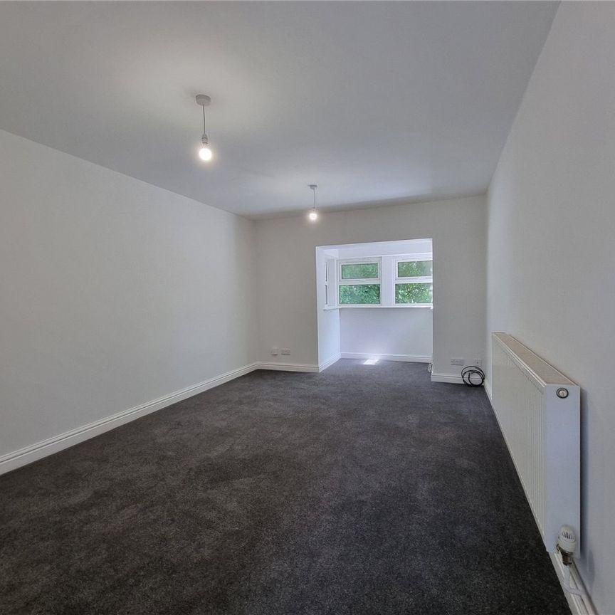 Second Avenue, Nottingham, Nottinghamshire, NG7 - Photo 1