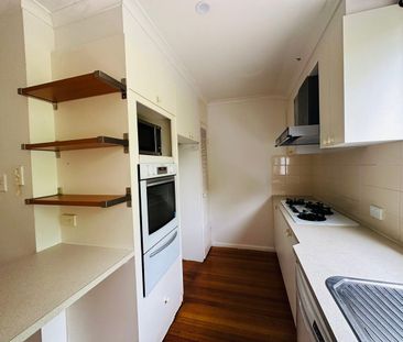 Central to all - Photo 5