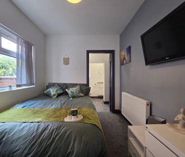 1 bedroom in a house share to rent - Photo 6