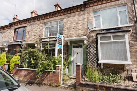 17 Rathcool Street, Belfast, BT9 7GA - Photo 3