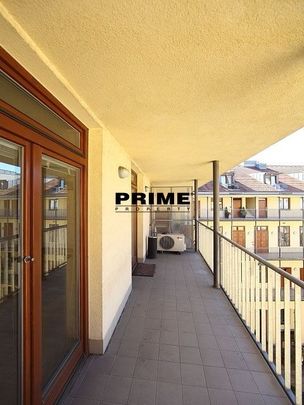 Pronájem bytu 4+1 147 m², Štefánikova 18, Praha - Fotografie 1
