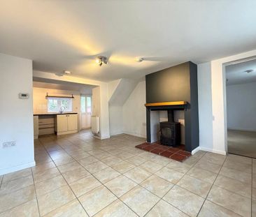 2 bedroom terraced house to rent - Photo 1