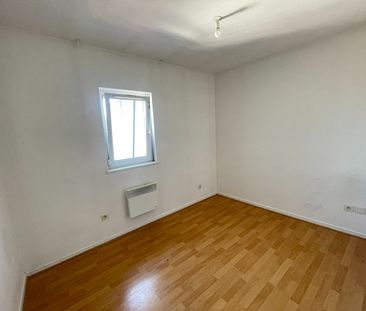 Location Appartement 4 pièces 67m² - Photo 3