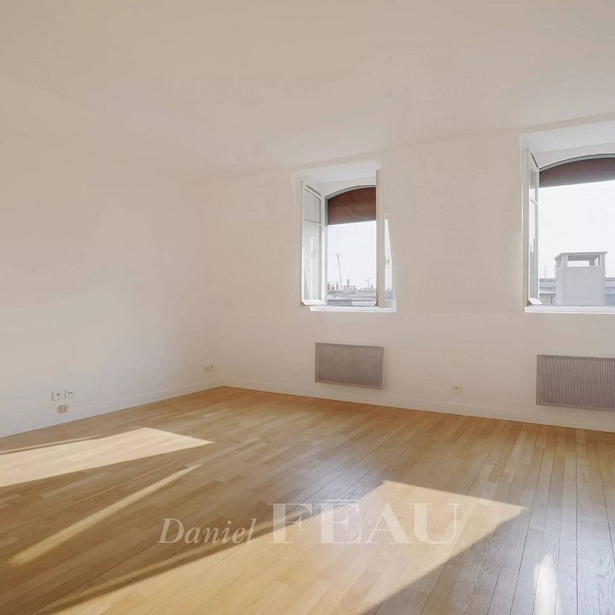 Location appartement, Paris 8ème (75008), 1 pièce, 46 m², ref 4401308 - Photo 1