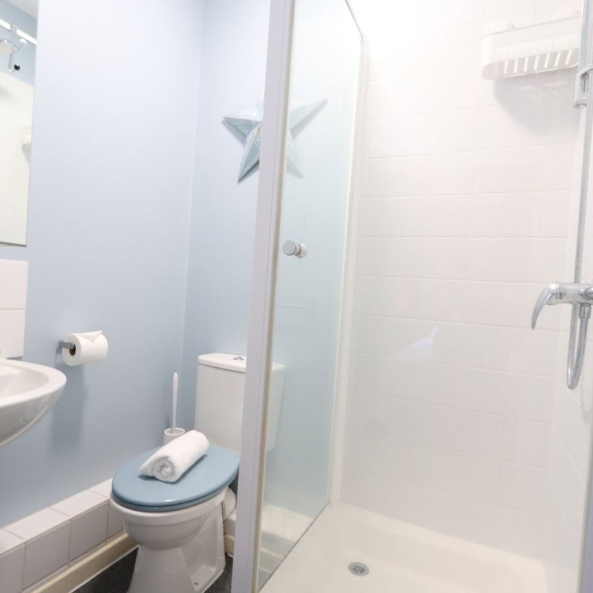 2 Bedroom Home – Medium Let - Photo 1