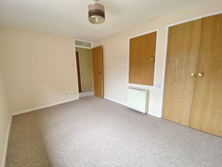 1 bedroom semi-detached house to rent - Photo 4