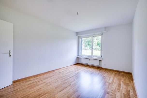 Dachwohnung mit viel Licht und Luft - Foto 1