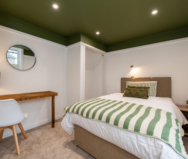 8 bedroom house of multiple occupation to rent - Photo 4