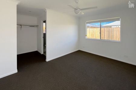 61 Dougan Street, - Photo 3