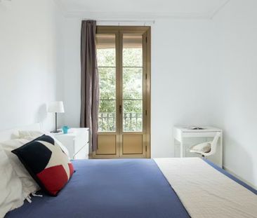 Carrer del Pintor Fortuny, Barcelona, Catalonia 08001 - Photo 3