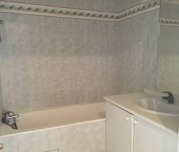 Location Appartement 2 pièces 43m² - Photo 3