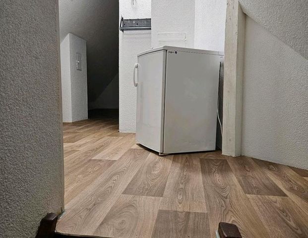 2 Zimmer Wohnung in Fellbach zu vermieten Dachwonung - Photo 1