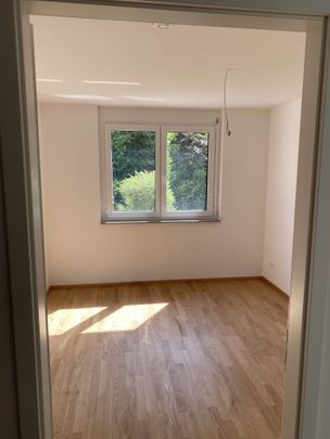 Wohlfühlwohnung mit Befristung zum 31.05.2025: 4-Zimmerwohnung mit Terrasse und Gartenanteil - Foto 1