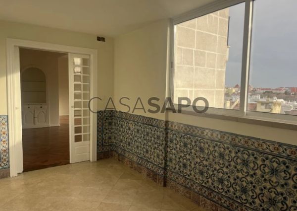 Apartamento T4 para alugar em Lisboa