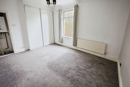 3 bedroom House To Let - Photo 3