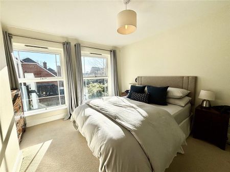 2 bedroom flat to rent - Photo 5