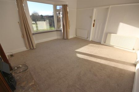 3 Bedroom Bungalow - Detached To Let - Photo 3