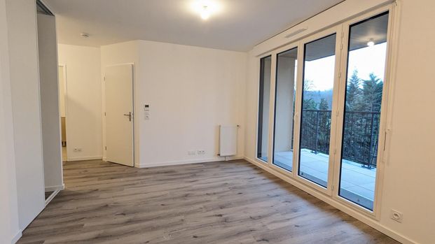 location Appartement T2 DE 46.48m² À CHATENAY MALABRY - Photo 1