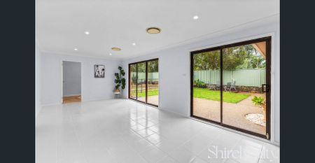 Comfortable living in a convenient setting - Photo 3