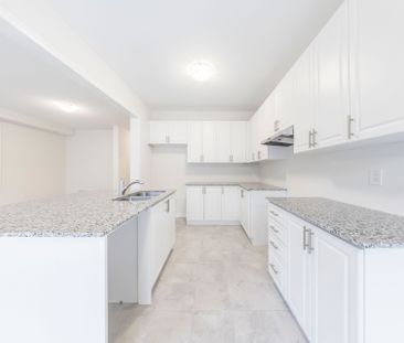 For Lease - 1811 Narcissus Gardens, Pickering, Ontario - Photo 3